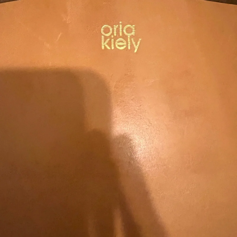 Oria Kiely Brown Floral Embroidered bucket Tote Bag - Picture 3 of 5